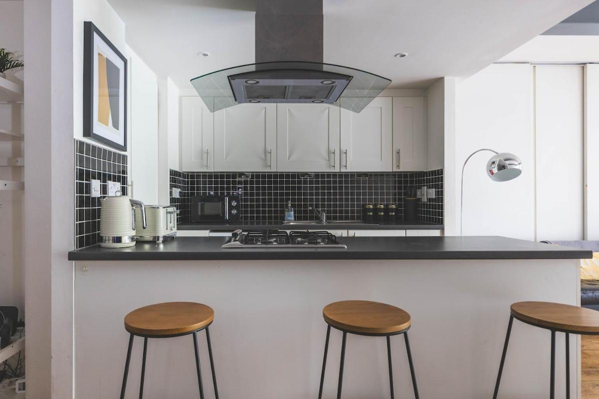 2Bed Stratford Apt With Easy Access To Central London, O2, Excel, Parking Nearby Eksteriør billede