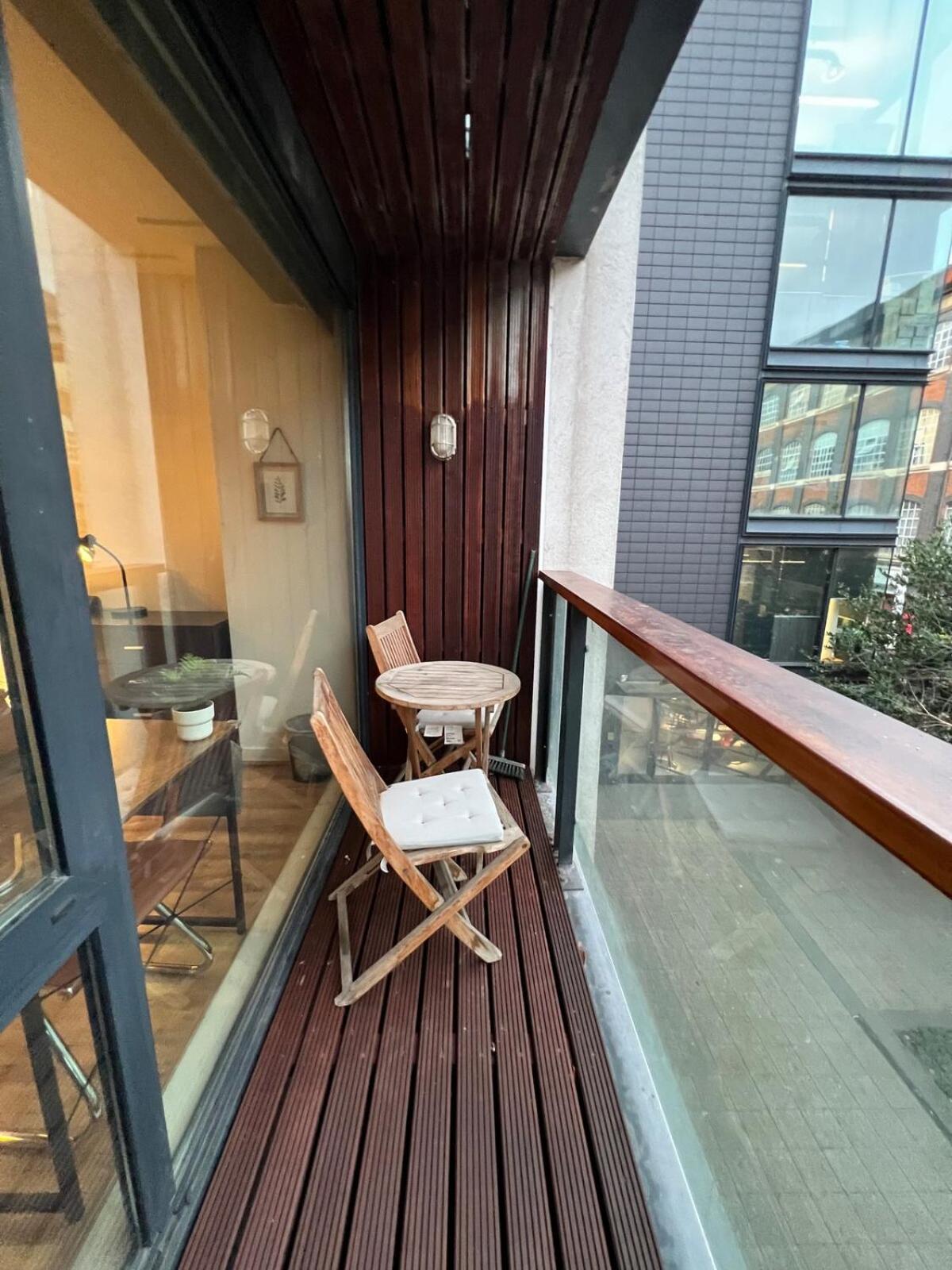 2Bed Stratford Apt With Easy Access To Central London, O2, Excel, Parking Nearby Eksteriør billede
